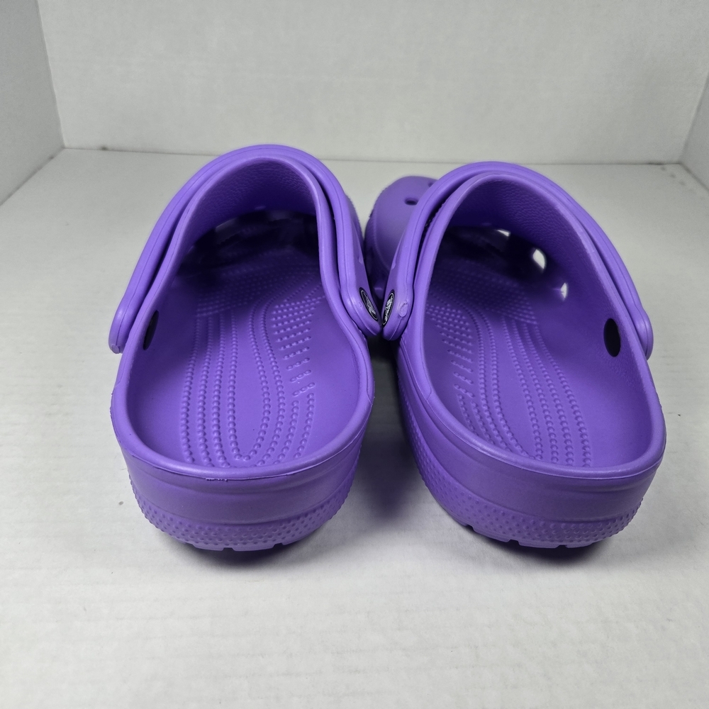 Crocs Kids Purple Classic Clog Slip-ons - Size J5 Big Girl 5 - Picture 4 of 8